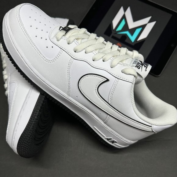 Nike Air Force 1 '07 White Black DV0788-103 Men's Sizes Damaged Box - Picture 1 of 15